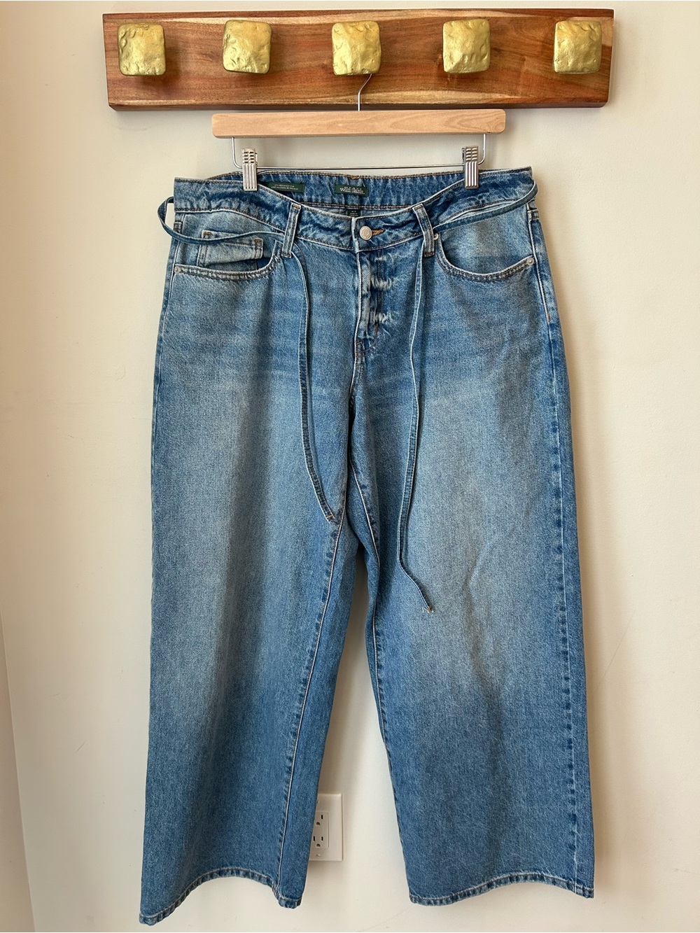 Low Rise Baggy Jeans Size 12 Wild Fable - Optional Waist tie - in EUC